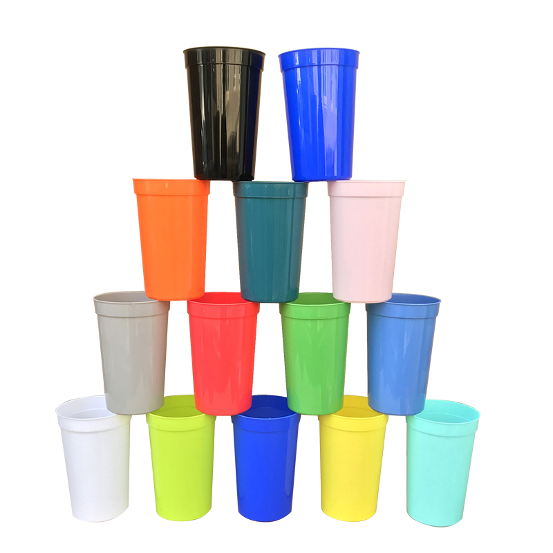22 oz Plastic Stadium Cup