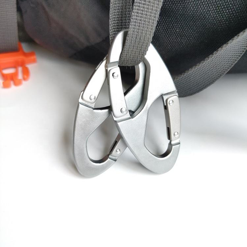8 Shape Carabiner