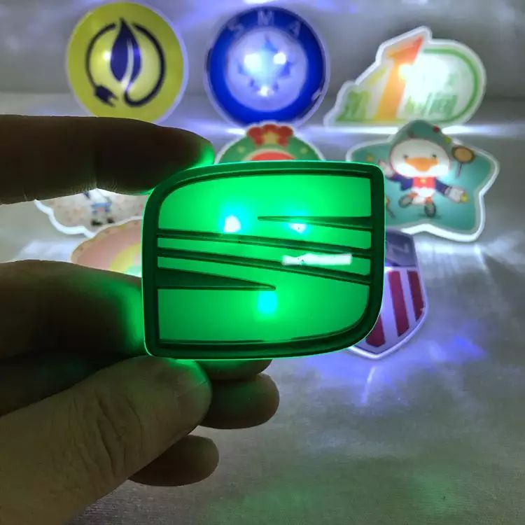Acrylic LED Flashing Body Light Safety Lapel Pins for Kids and Adults