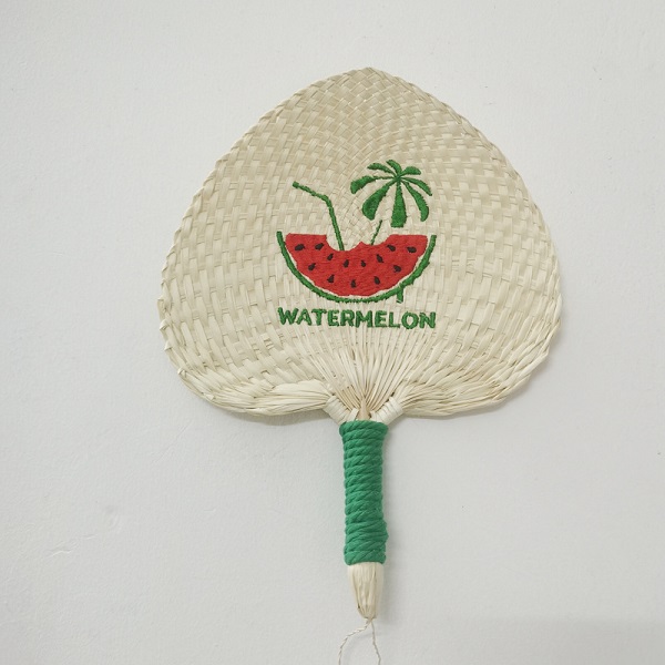 Heart Shape Mini Handmade Eco-friendly Straw Fan, Size: 8.3